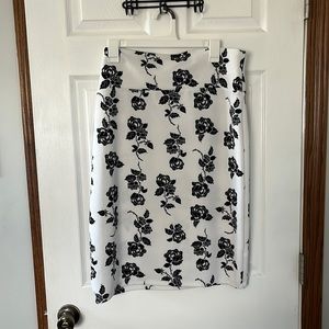 LuLaRoe Cassie 3XL Without Tags Never Worn